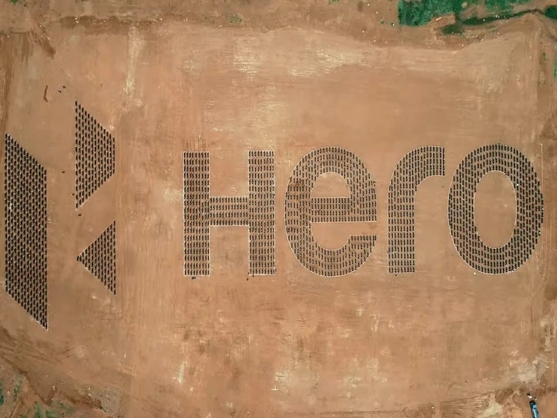 Hero MotoCorp achieves the Guinness World Records title for the largest motorcycle logo | Splendor बाईक्ससह Hero नं केलं असं काही, की थेट गिनिज बुकमध्ये नावाची झाली नोंद