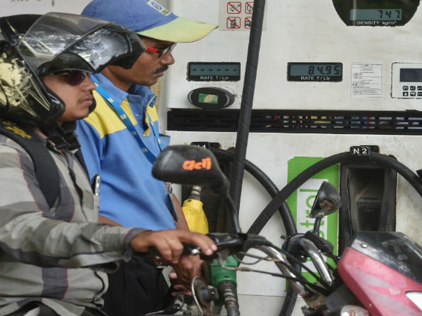 Cheap foreign petrol, diesel in Bihar; 15 to 20 rupees lower prices than rest of India | बाबो! बिहारमध्ये पेट्रोल 80 रुपये, डिझेल 70 रुपये लीटर; गोव्यालाही विदेशीने टाकले मागे