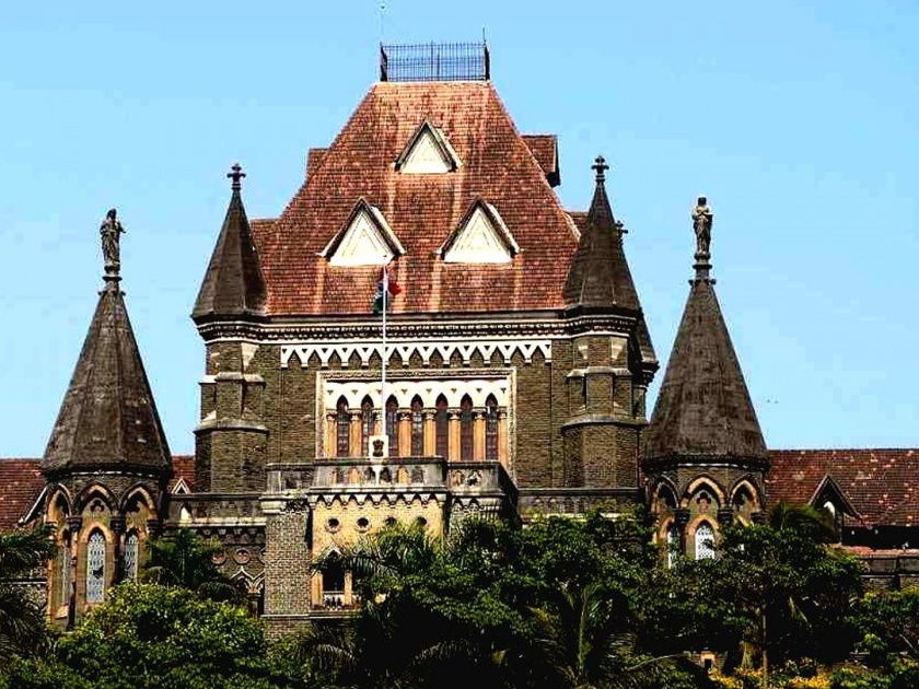 Think seriously about homeless shelters; High Court notice to Mumbai Municipal Corporation | बेघरांच्या निवारागृहांचा गांभीर्याने विचार करा; उच्च न्यायालयाची मुंबई पालिकेला सूचना