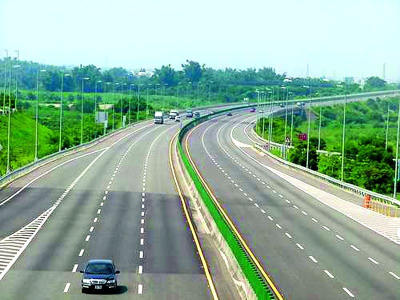  Roads in Vaijaputu will change the way | वैजापुरातील रस्त्यांचे रुपडे पालटणार