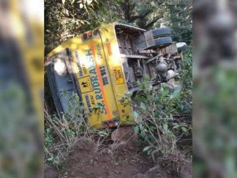 kangra bus accident narendra modi rally student bus | हिमाचल प्रदेशमध्ये मोदींच्या रॅलीसाठी जाणाऱ्या स्कूल बसला अपघात, 35 विद्यार्थी जखमी