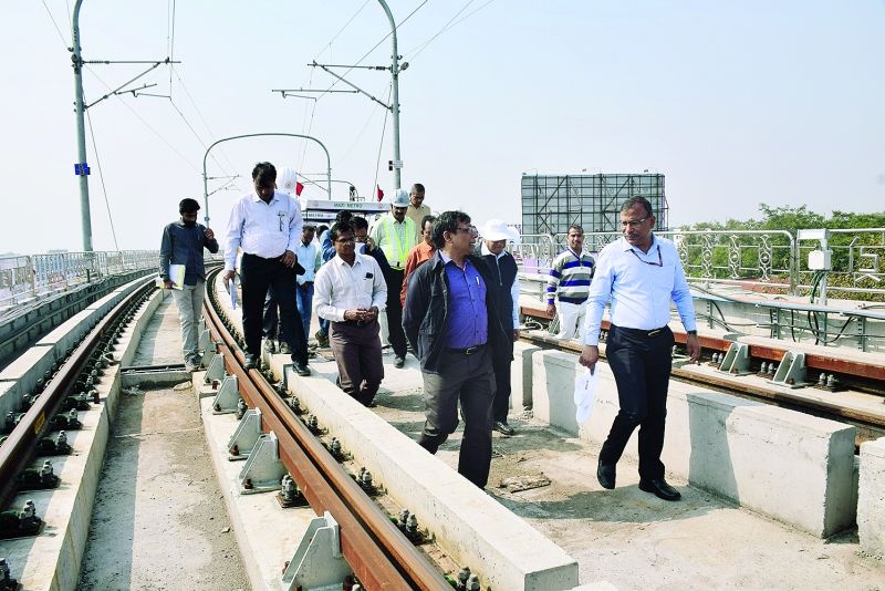 Metro Rail Ready to run on Hinga route | मेट्रो रेल्वे हिंगणा मार्गावरही धावण्याकरिता सज्ज