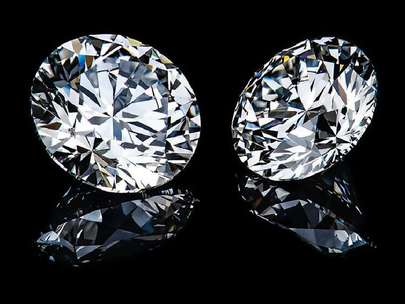 diamond Shine the market | सोनेबाजाराला हिऱ्याची चमक, रात्री उशिरापर्यंत बाजारात गर्दीचा उत्साह