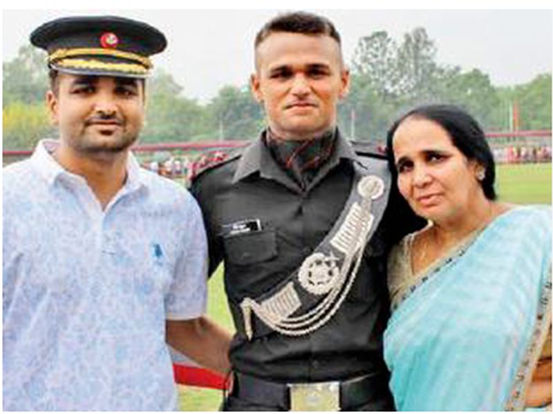 Kargil martyr’s son joins dad’s battalion | कौतुकास्पद! शहीद वडिलांच्याच बटालियनमधून आता मुलगा करणार देशसेवा