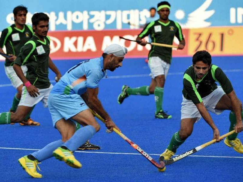 World Hockey League Tournaments 2017 - India vs Australia match ends in match | जागतिक हॉकी लीग स्पर्धा 2017 – भारत विरुद्ध ऑस्ट्रेलिया सामना सुटला बरोबरीत