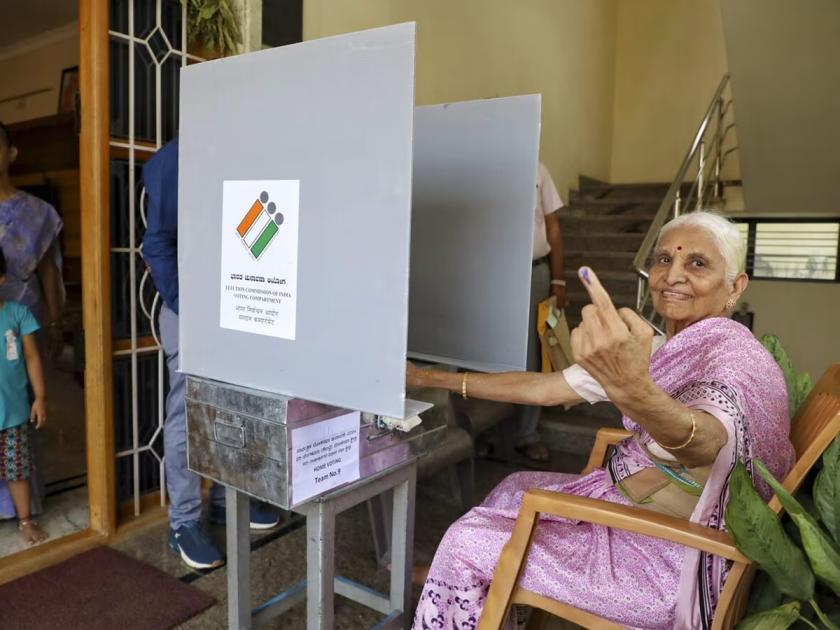 In Maval Lok Sabha Constituency, 311 people will vote by house; Purna in Panvel, Pimpri Constituency | मावळ लोकसभा मतदारसंघामध्ये ३११ जणांचे होणार गृहमतदान; पनवेल, पिंपरी मतदारसंघातील पूर्ण