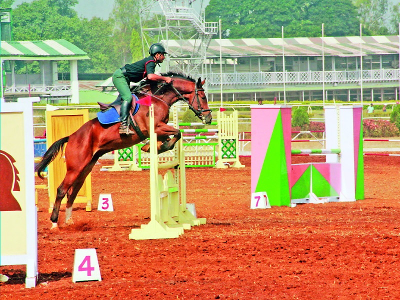 Horse Riding Experience; National Horse Championship Tournament at Race Course in Pune | घोडेस्वारीचा थरारक अनुभव; पुण्यातील रेसकोर्स येथे राष्ट्रीय घोडेस्वारी अजिंक्यपद स्पर्धा