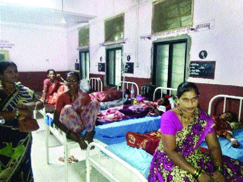  Three thousand rupees have to be paid for the surgery, the type of Cancer Hospital in Kashele | शस्त्रक्रियेसाठी मोजावे लागतात तीन हजार रूपये, कशेळे ग्रामीण रूग्णालयातील प्रकार