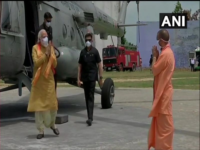 Ram Mandir Bhumi Pooja:PM Narendra Modi arrives in Ayodhya for Ram Mandir Bhumi Pujan ceremony | Ram Mandir Bhumi Pooja: नरेंद्र मोदी राममंदिर भूमिपूजन सोहळ्यासाठी अयोध्येत दाखल ; पाहा कसा असणार संपूर्ण दौरा