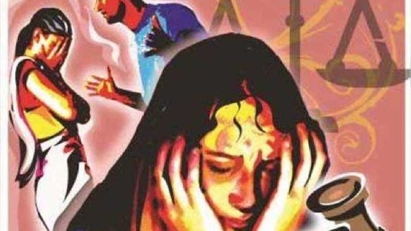 Husband, father-in-law sentenced to ten years rigorous imprisonment for dowry harassment | हुंडाबळी; पती, सासऱ्याला दहा वर्षांचा सश्रम कारावास