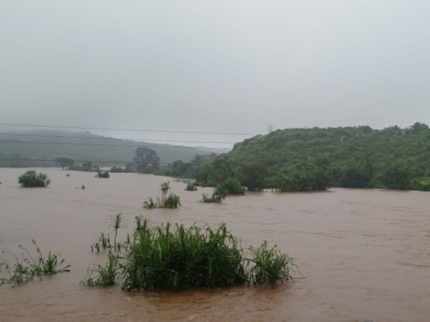 Sawantwadi heavy rain in sindhudurga | धो धो पावसाने सावंतवाडीकरांची तारांबळ, शहरात घुसले पाणी