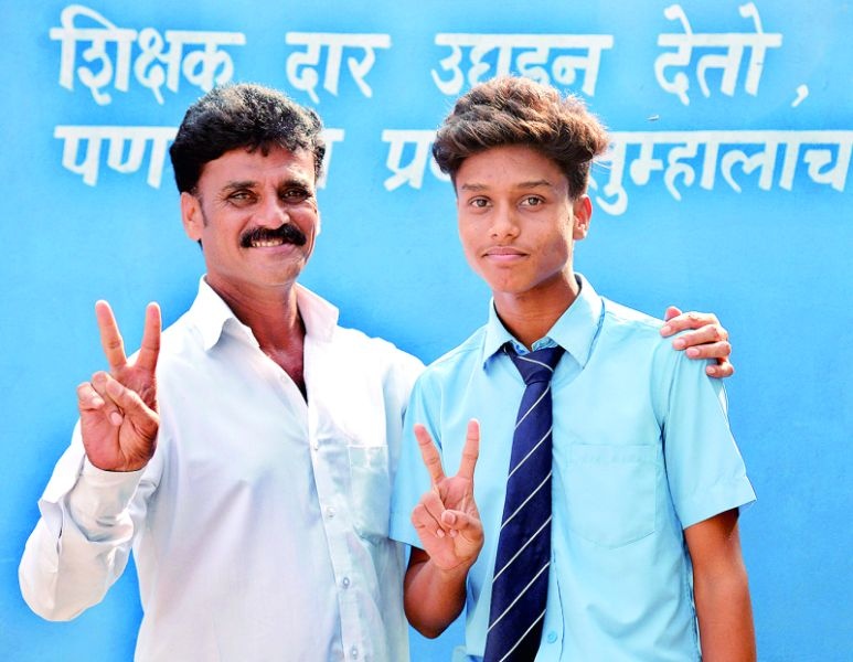 I wants to become IAS for give salute to my Father | वडिलांना सलामी देण्यासाठी आयएएस व्हायचंय!