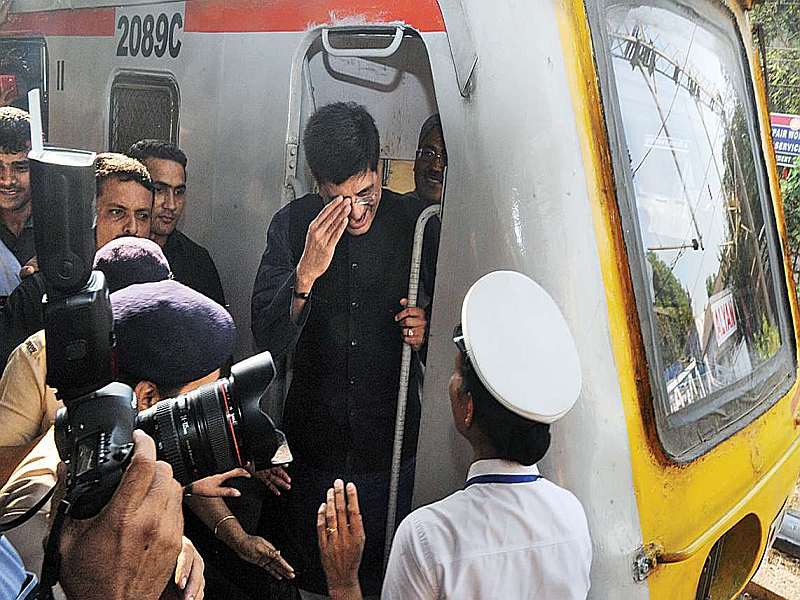 Best ever safety record of Indian Railways No passenger deaths in the current year in the last 11 months piyush goyal MMG | 'भारतीय रेल्वेचा 'सुरक्षा' विक्रम, स्थापनेपासूनच्या 166 वर्षांत पहिल्यांदाचं असं घडलंय'