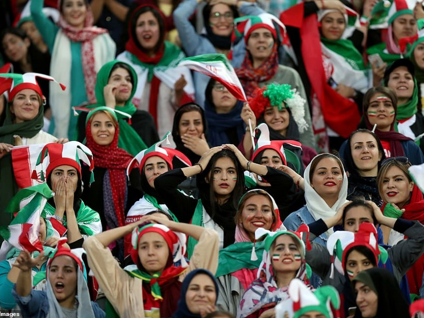 iranian-women-allowed-football-match- after 40-years | 40 वर्षाच्या अखंड संघर्षानंतर इराणी महिलांनी जिंकलेला एक लढा