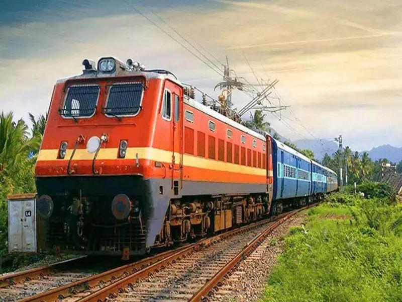 100 summer special trains of Central Railway; Passengers will get great relief | मध्य रेल्वेच्या १०० उन्हाळी विशेष गाड्या; प्रवाशांना मोठा दिलासा मिळणार