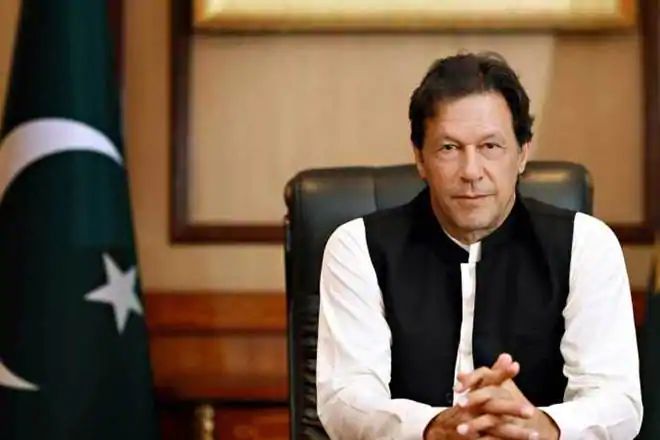 Pakistan in loan trouble; Imran Khan need help of countrymen | कर्जाच्या विळख्यात पाकिस्तान; देशवासियांकडून मदतीच्या प्रतिक्षेत इम्रान खान