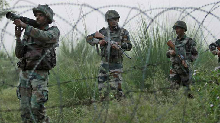 Pakistan's Armed Commandos infiltrated in Kutch? | पाकच्या सशस्त्र कमांडोंची कच्छमध्ये घुसखोरी?