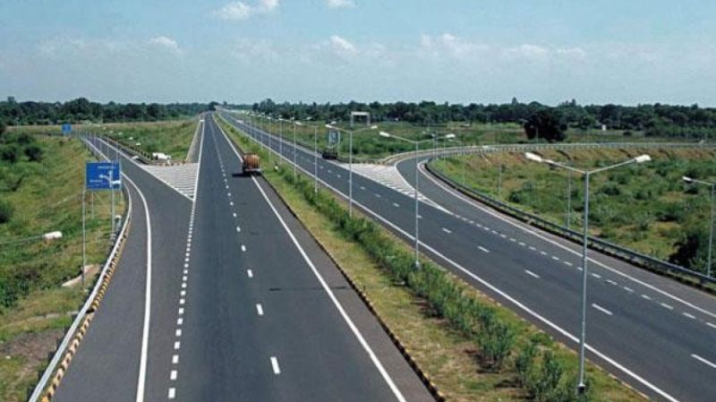 Centre's extension for construction of highways | महामार्गांच्या बांधकामांना केंद्राची मुदतवाढ