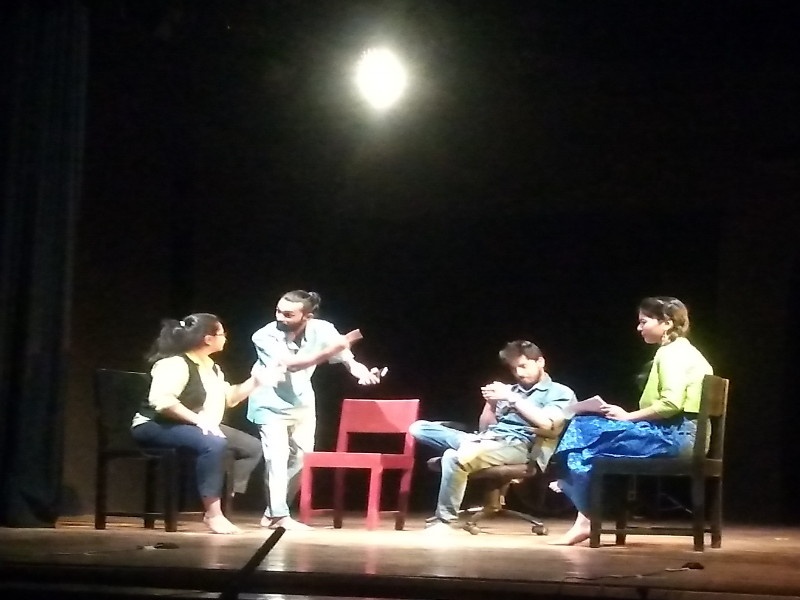 the play tichi satra prakarne performed by lalit kala students | 'तिच्या सतरा प्रकरणांची' चर्चा