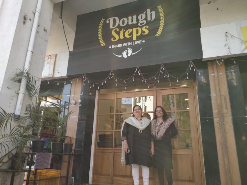 'Dove Step' Café, which provides a ray of hope for mental patients | मानसिक रुग्णांच्या आयुष्यात आशेचा किरण आणणारा ‘डव स्टेप’ कॅफे