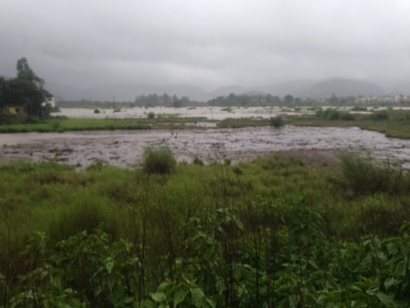 heavy rainfall in Lonavla, 543 mm of rain in 33 hours | लोणावळ्यात धुवाधार पाऊस : 33 तासात तब्बल 543 मिमी बरसला
