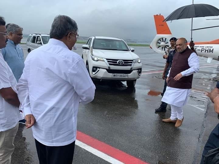 Union Home Minister Amit Shah arrives in Solapur | केंद्रीय गृहमंत्री अमित शहा सोलापुरात दाखल