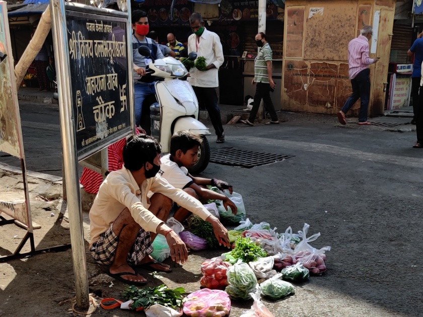 Free sale of banned plastic bags in Mira Bhayandar; Municipal strike to ban government | मीरा भाईंदरमध्ये बंदी असलेल्या प्लास्टिक  पिशव्यांची मुक्तपणे विक्री; शासन बंदीला पालिकेचा हरताळ 