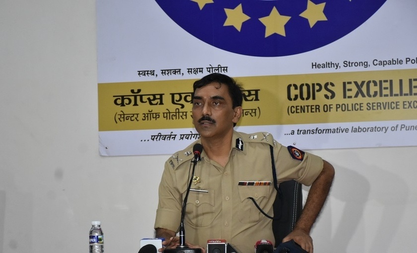 'Transfers' in Pune police force will continue! Amitabh Gupta's 'signals' | पुणे पोलीस दलातील 'बदल्यां'चा धडाका सुरूच राहणार ! अमिताभ गुप्तांचे 'संकेत'