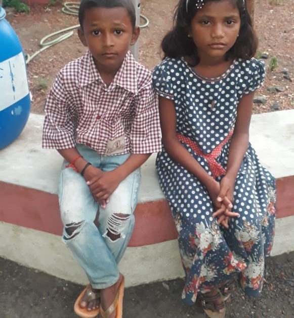 Both the abducted children from Jalgaon were found in Amalner | जळगावातील दोन्ही अपहृत मुले सापडली अमळनेरात