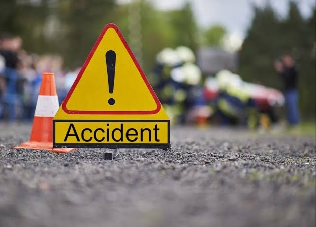 Death of two wheeler driver in accident ; Incident near Navale bridge | भरधाव वाहनाच्या धडकेत दुचाकीस्वाराचा मृत्यू; नवले पुलाजवळील घटना