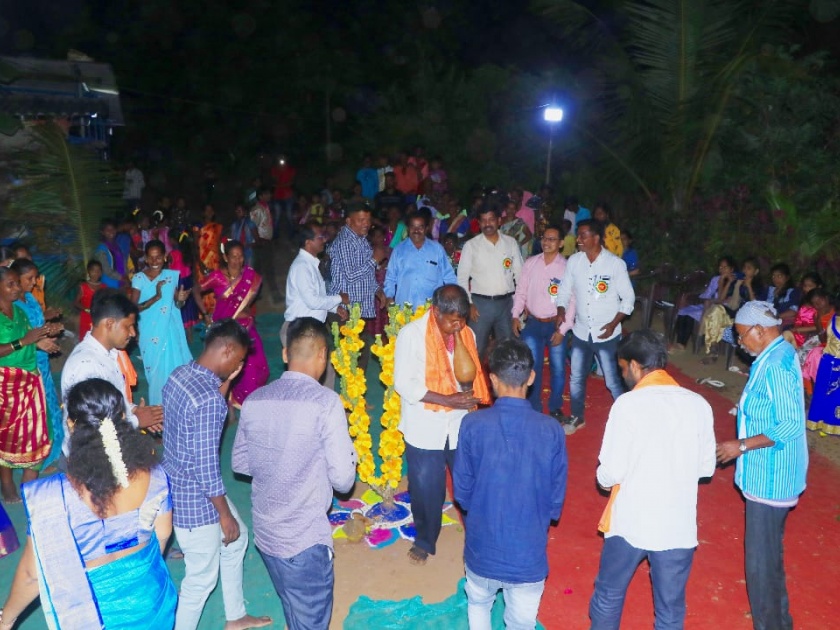bhiwandi celebrated traditional tribal Diwali festival with enthusiasm | भिवंडीत पारंपरिक आदिवासी दिवाळी महोत्सव उत्साहात साजरा; विजेता विचार फाऊंडेशनचा अनोखा उपक्रम 