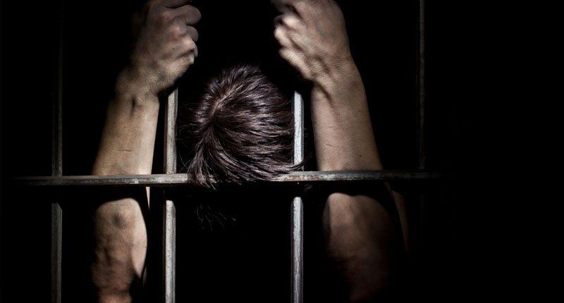 Molestation of minor girl: The accused sentenced to four years imprisonment | अल्पवयीन मुलीचा विनयभंग : आरोपीला चार वर्षांचा कारावास