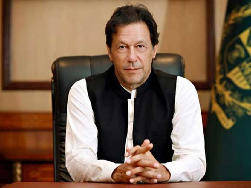 article 370 pakistan pm imran khan pm modi kashmir terrorism pulwama | इम्रान खान यांची पुन्हा दर्पोक्ती; भारताला अणुबॉम्ब हल्ल्याची धमकी