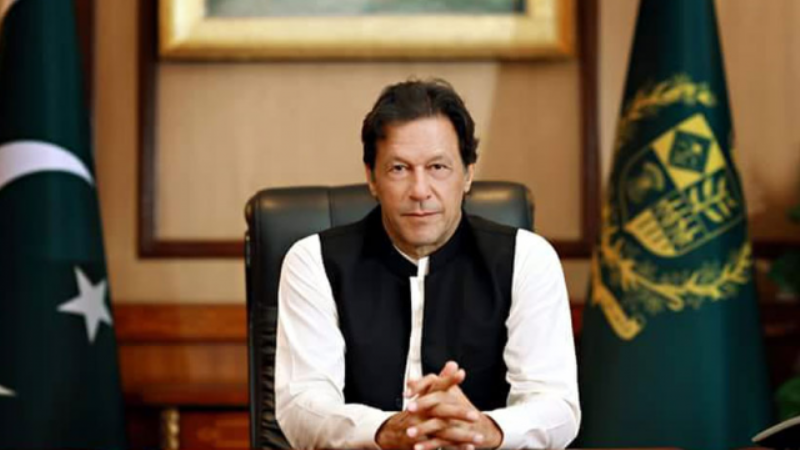 Imran Khan Admits 'don't Have Enough Money To Run Pak', Calls It A National Security Issue | "आमच्याकडे देश चालवण्यासाठी पुरेसा पैसा नाही", इम्रान खान यांनी दिली कबुली