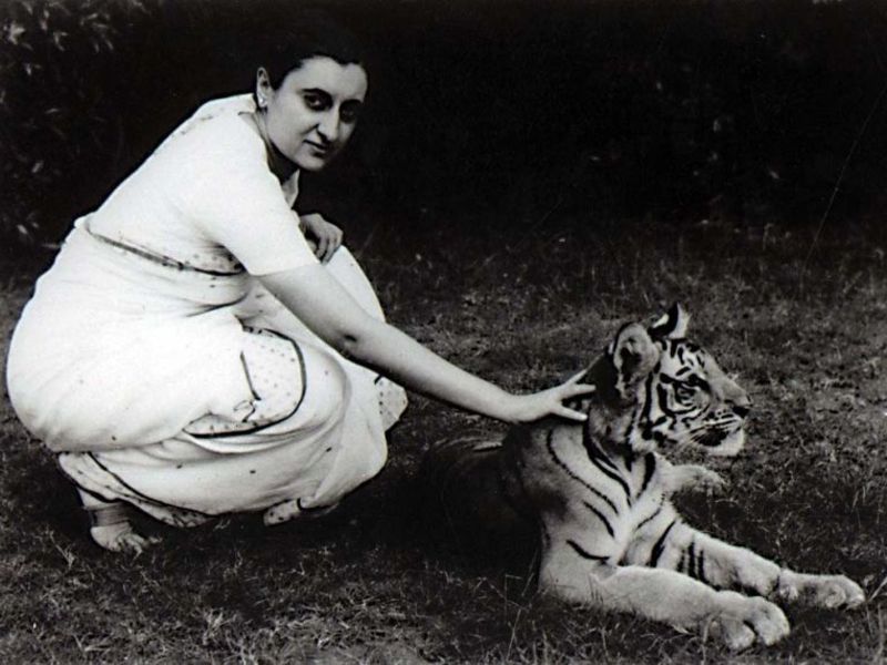 Indira Gandhi Birth Anniversary - After that, Indira Gandhi came from the current paper as 'Durga' Mother's Upma | Indira Gandhi Birth Anniversary - ...अन् इंदिरा गांधींना 'दुर्गा' हे विशेषण जोडलं गेलं!