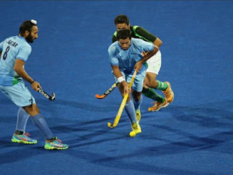 CWG 2018: Pakistan's goal at an opportune moment, level matches against India | CWG 2018 : फक्त सात सेंकदात पाकिस्तानने हिरावला भारताचा विजय, सामना बरोबरीत