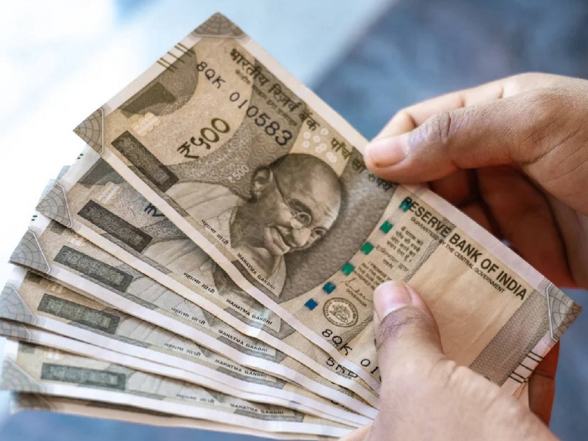 Two crore cash seized from Soni in Goregaon taluka | गोरेगाव तालुक्यातील सोनी येथे पावने दोन कोटीची रोकड जप्त; निवडणूक पथकाची कारवाई