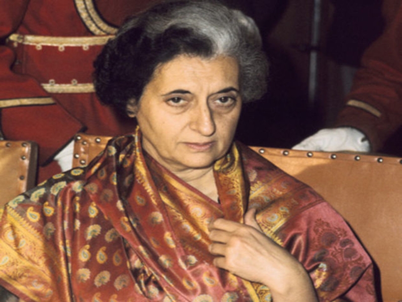 Indira Gandhi Death Anniversary: ​​national why is indira gandhi called the iron lady of india | Indira Gandhi Death Anniversary : ...म्हणून इंदिरा गांधींना म्हणतात भारताची 'आयर्न लेडी'