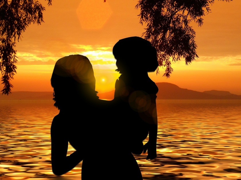 virtual reality to 'reunite' sorrow stricken mother with her seven-year-old daughter who died in 2016 | ४ वर्षापूर्वी मृत्यू झालेल्या मुलीची आईसोबत झाली पुन्हा भेट; कोरियाने आणला 'हा' नवा आविष्कार 