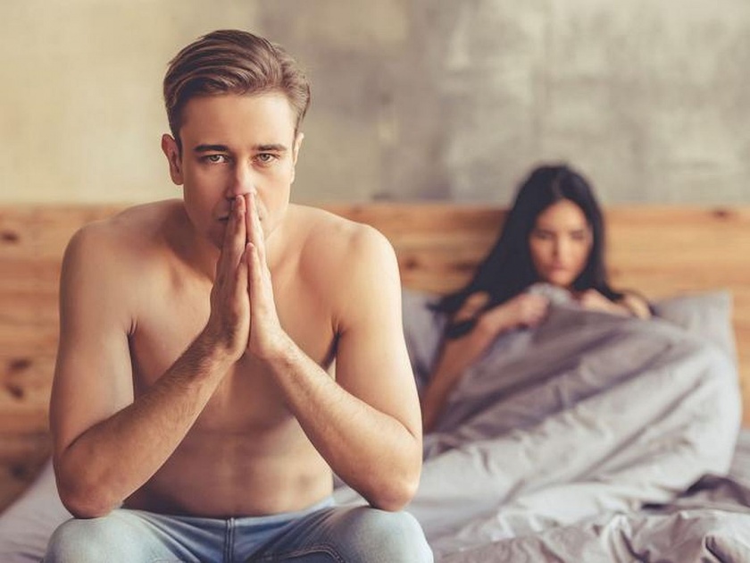 Sex Life: Wearing condom during sex can reduce your erection | लैंगिक जीवन : ऐनवेळी ताठरता कमी होते? जाणून घ्या कारणे!