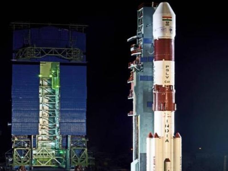 India completes NavIC constellation with 7th satellite | इस्रोनं रचला इतिहास, स्वदेशी बनावटीच्या IRNSS-1आय उपग्रहाचं यशस्वी प्रक्षेपण