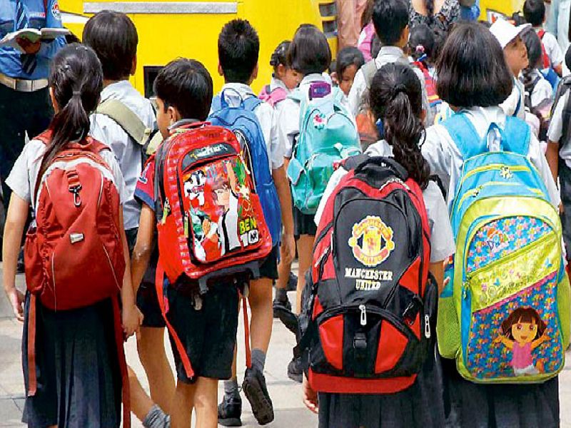 about 10 percent fee hike hangs over those 220 schools in mumbai despite the assurance given by the chief minister there is no moratorium on the fare hike | ‘त्या’ २२० शाळांवर १० टक्के भाडेवाढीची टांगती तलवार; मुख्यमंत्र्यांनी आश्वासन देऊनही स्थगिती नाही 