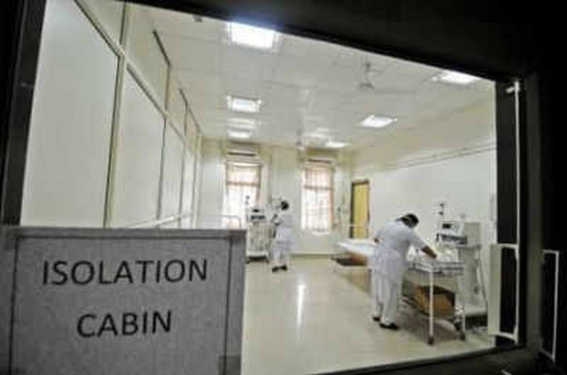 Isolation ward at District Hospital for suspected corona patients |   ‘कोरोना’च्या संशयित रुग्णांसाठी जिल्हा रुग्णालयात स्वतंत्र कक्ष