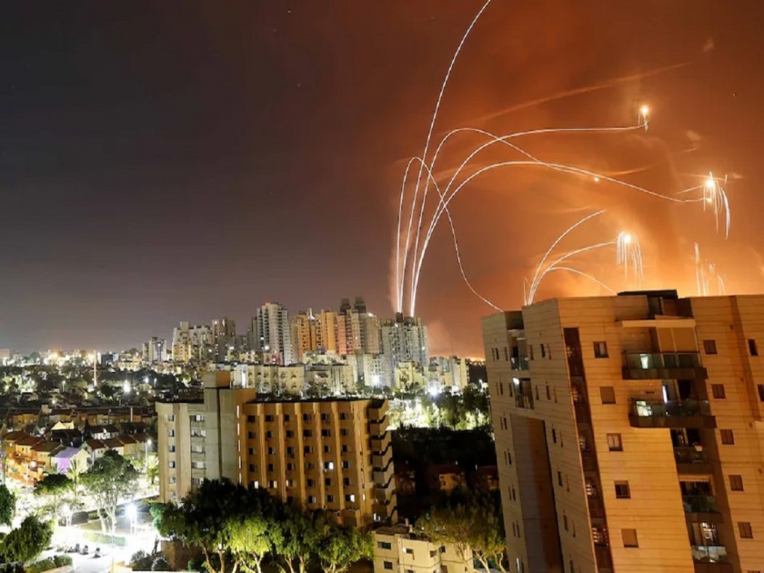 Iran-Israel War : Israel attacks two more countries, including Iran, fires missiles at buildings | संघर्ष पेटला; इस्रायलचा इराणसह आणखी दोन देशांवर हल्ला, इमारतींवर क्षेपणास्त्रे डागली