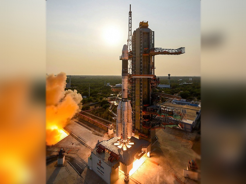 ISRO's successful launch of GSAT-31 satellite from French Guan | ISROचं फ्रेंच गुएनातून GSAT-31 उपग्रहाचे यशस्वी प्रक्षेपण