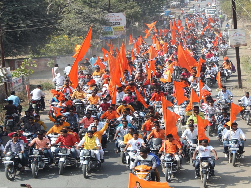 Motorcycle rally organized in Jalna for Jijau Jayanti | जालन्यात जिजाऊ जयंतीनिमित्त मोटारसायकल रॅलीने लक्ष वेधले