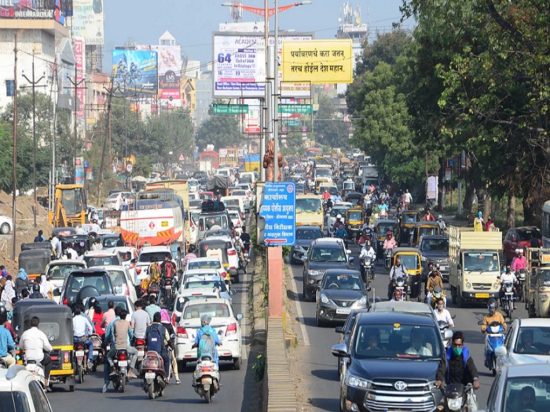 31 out of 53 traffic signals in Aurangabad closed; Aurangabad Municipal negligence towards repairs | औरंगाबादमधील ५३ पैकी ३१ वाहतूक सिग्नल बंद; दुरुस्तीकडे महापालिकेचे दुर्लक्ष