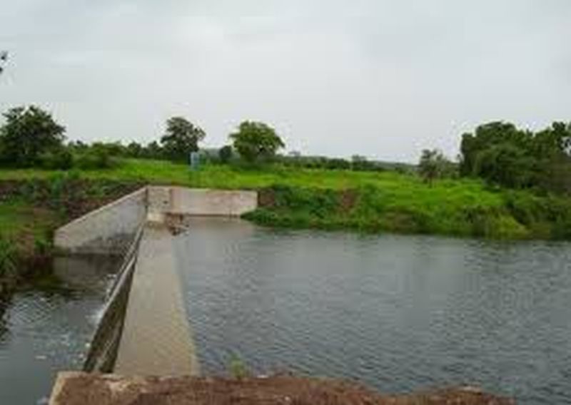 ZP administration deny to give Information about jalyukt shivar | जलयुक्त शिवारची माहिती गुलदस्त्यात