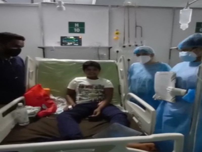 Fight Korona! A 14-year-old boy was rescued in a jumbo in Pune | लढा कोरोनाशी! पुण्यातील जम्बोमध्ये १४ वर्षीय मुलाला मिळाले जीवदान