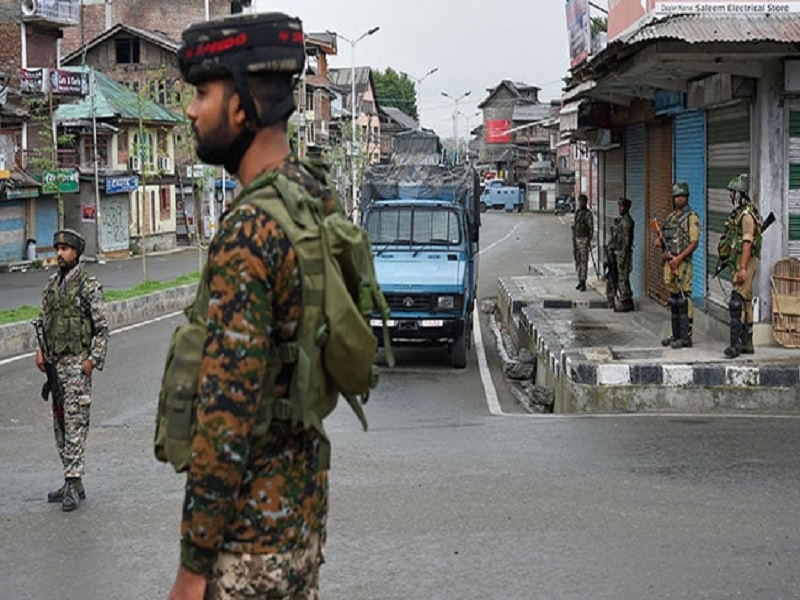 Jammu Kashmir news terrorists fired upon a civilian in bohri kadal area in Srinagar | Jammu Kashmir News : श्रीनगरमध्ये दहशतवाद्यांकडून आणखी एक निरपराधाची हत्या; २४ तासांतील दुसरी घटना